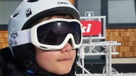lyže dítě detail skiers-2093046 1280